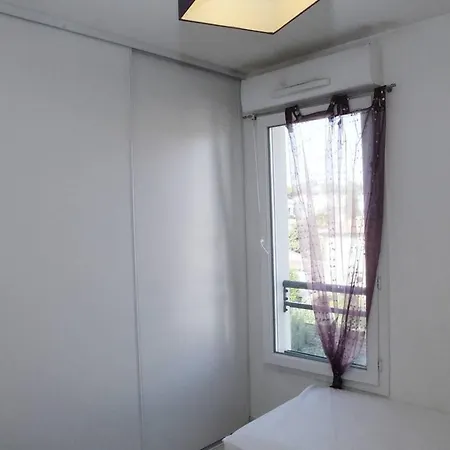 Furnished Air-conditioned 2 Balcony - 6 Min Beaches